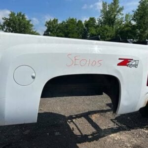 2007–2013 Chevy Silverado & GMC Sierra 1500 Crew Cab 5.8ft Short Bed - OEM White Z71