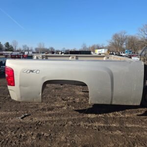 Silver used Chevy Silverado 8ft truck bed, source stock 57121, photo 1