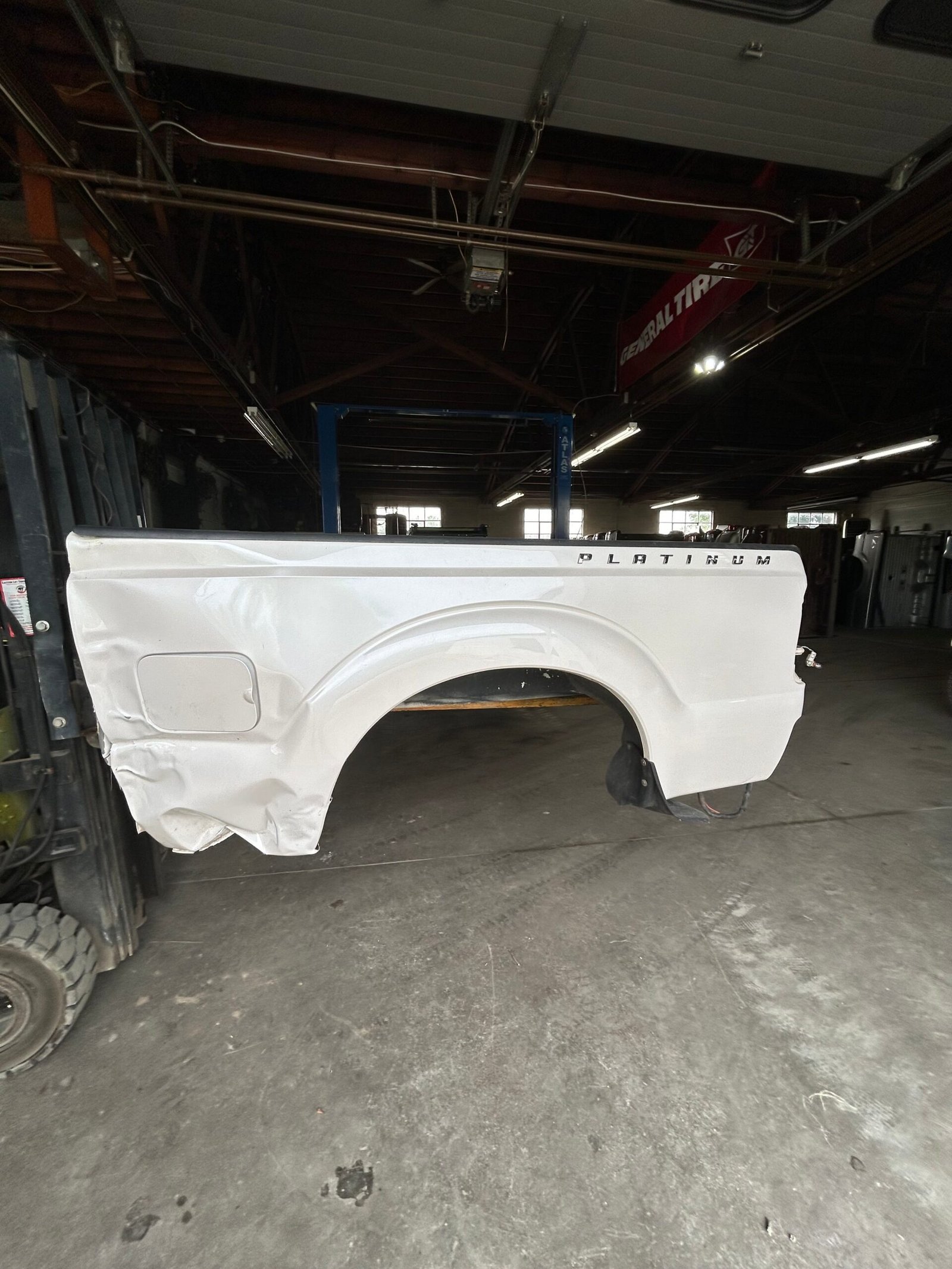 2011–2016 Ford 6.75 ft Replacement Truck Bed – White