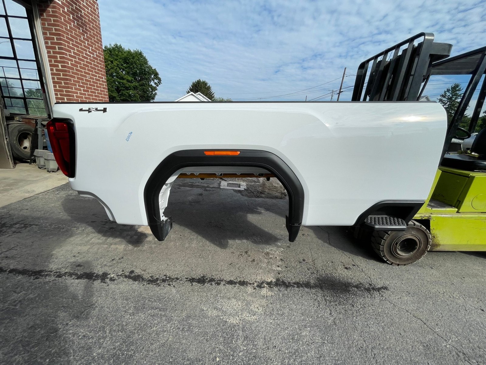 2022 GMC 8 ft Replacement Truck Bed