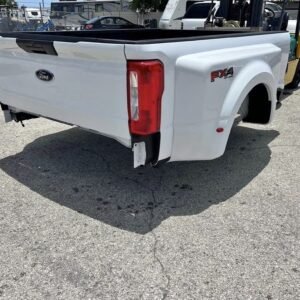 2023–2025 Ford F-350 8 ft Dually Truck Bed with Fifth-Wheel Prep and Step Tailgate