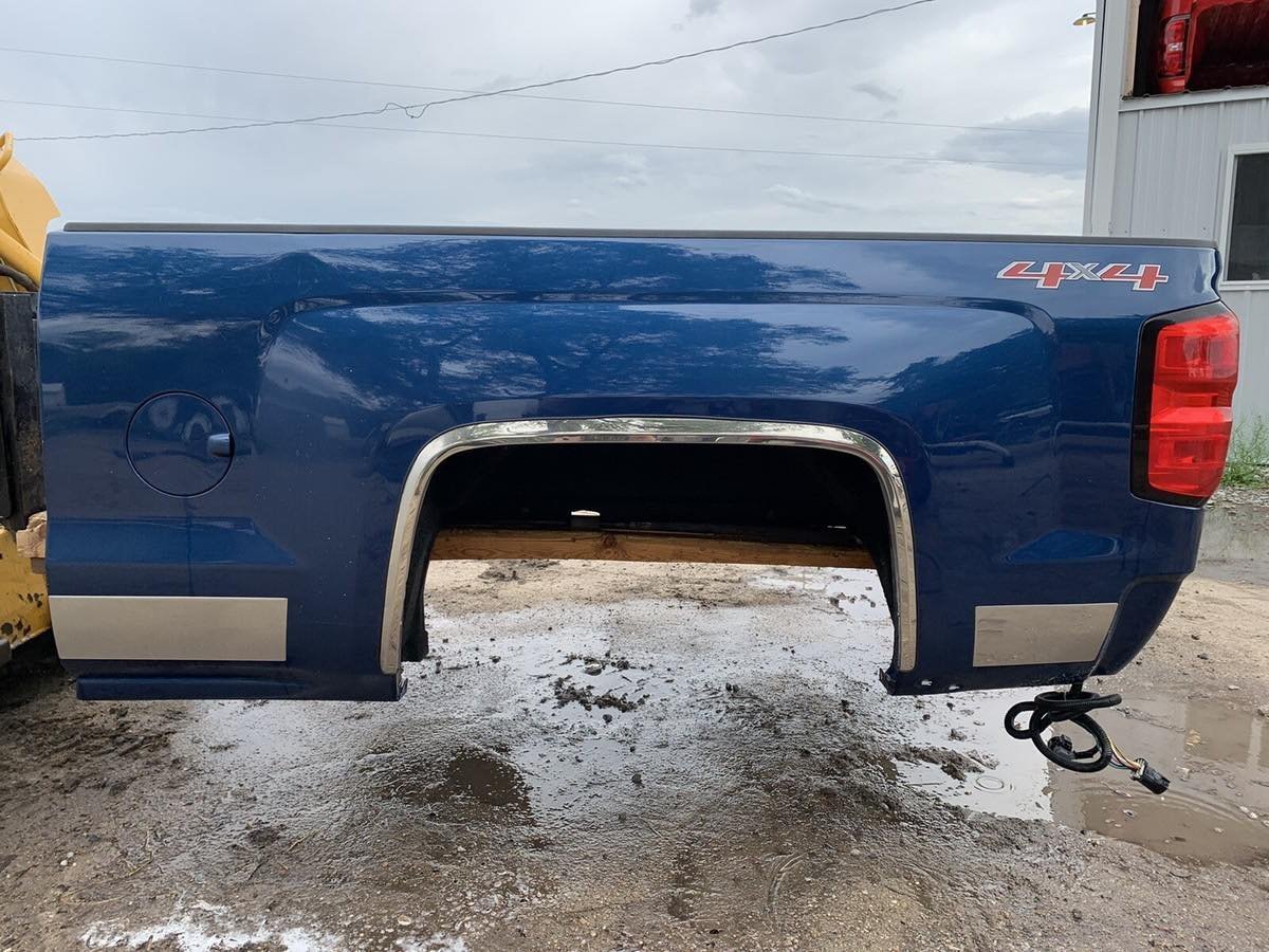 2014–2019 Chevy Silverado 6.5ft Truck Bed — Blue